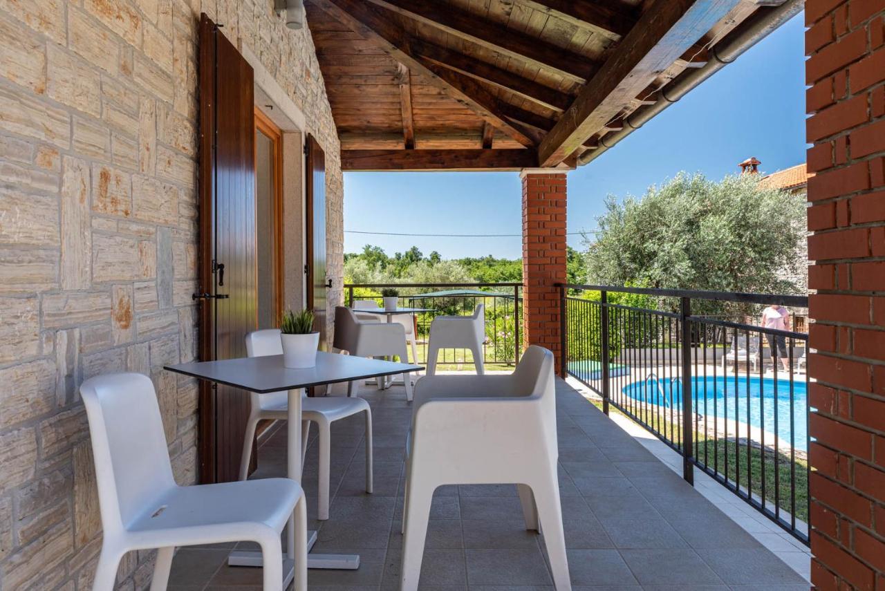 Villas Kolumbera With Private Pools Buitenkant foto